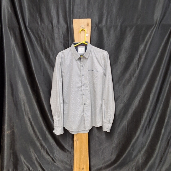 Mens size medium like new craft and flow collared button up tshirt. - Picture 5 of 9